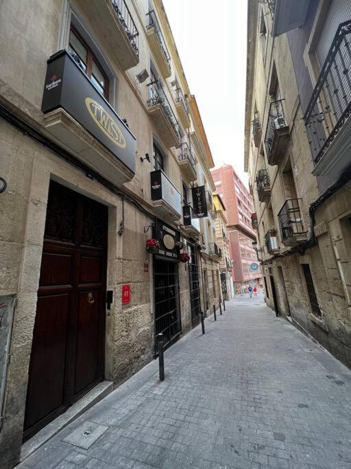 Old Town 1 Bedroom Hideaway Alicante Exterior photo